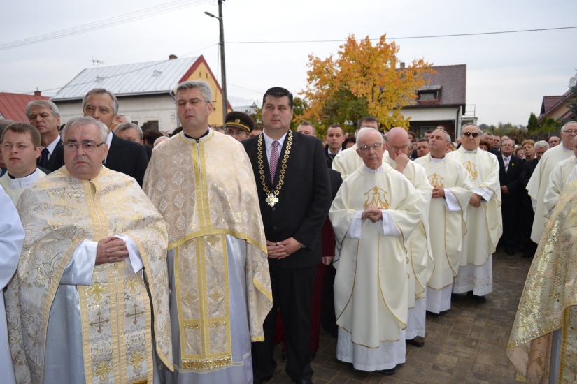 V Čemernom vysvätili nový rímskokatolícky kostol Fatimskej Panny Márie