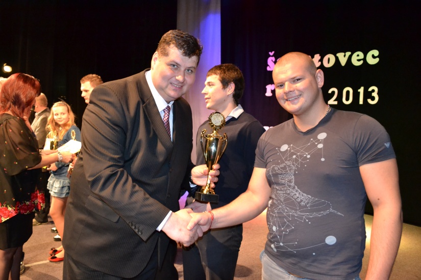 Najlepší športovci a kolektívy mesta Vranov nad Topľou za rok 2013