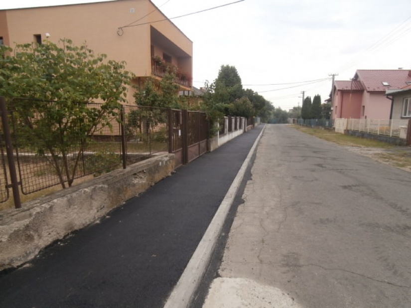 Chodník na Trepčianskej ulici po zrealizovaní opravy