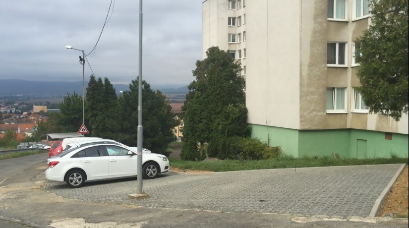 Plocha na Sídlisku 1. mája vedľa BD G po úprave