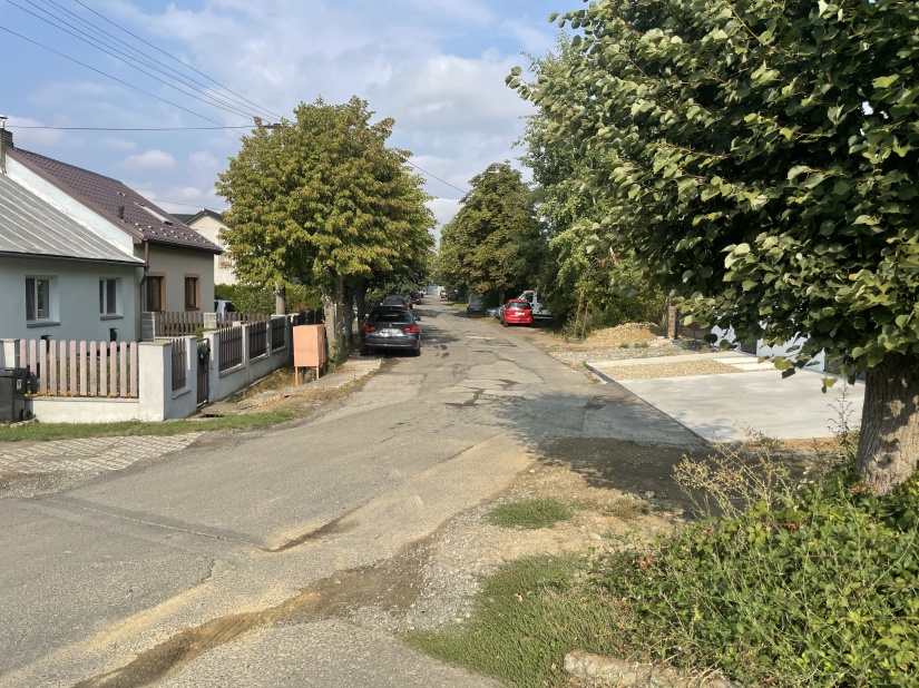 Naplánovaná je aj oprava cesty na Hlovíkovej ulici