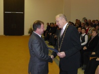 Ocenenie preberá Miroslav Hrubovský