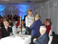 Kvetina ako prejav úcty za 52 spoločne prežitých rokov pre Teréziu a Jána Lengvarských