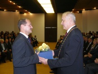 Odovzdávanie verejných uznaní