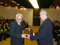 Odovzdávanie verejných uznaní