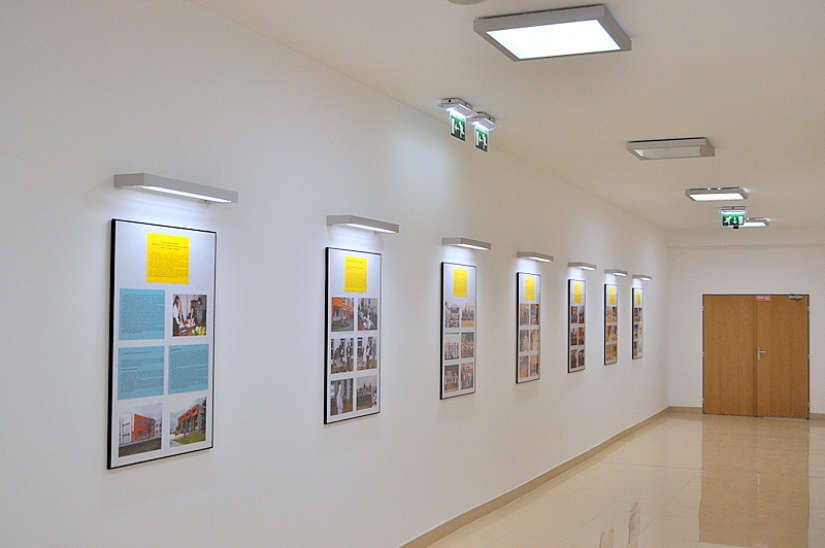 Galária projektových aktivít -chodba DK