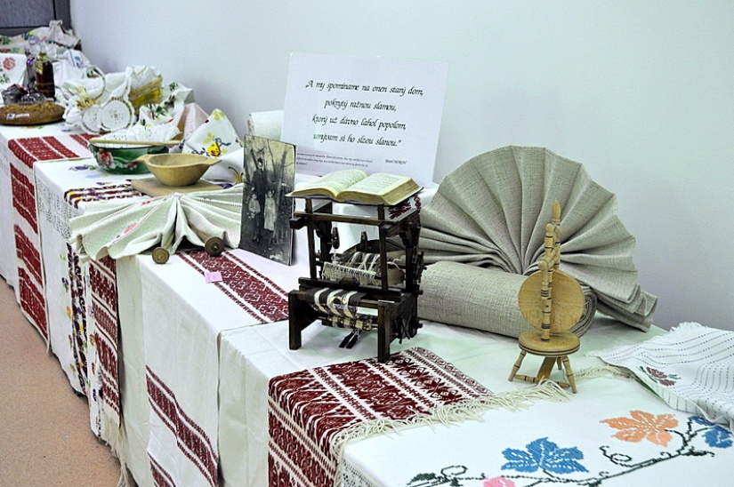 Výstava remeselných výrobkov v DK Vranov nad Topľou